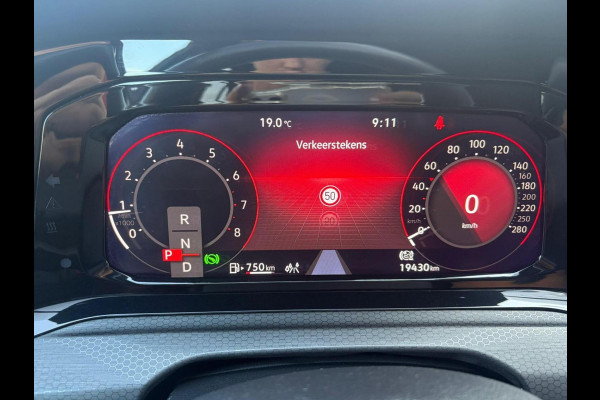 Volkswagen Golf 2.0 TSI GTI