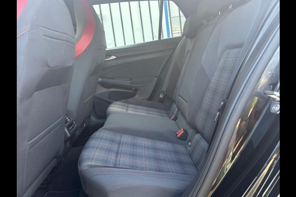 Volkswagen Golf 2.0 TSI GTI