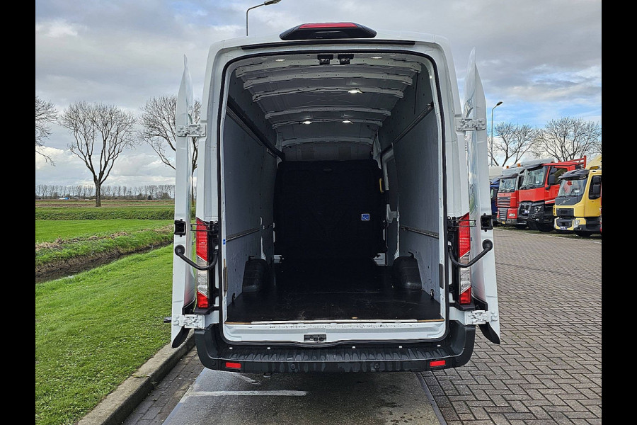 Ford Transit 350 2.0 TDCI L4H3 Trend RWD 360Camera Navi Euro6 Verlengde-Fabrieksgarantie 130Pk