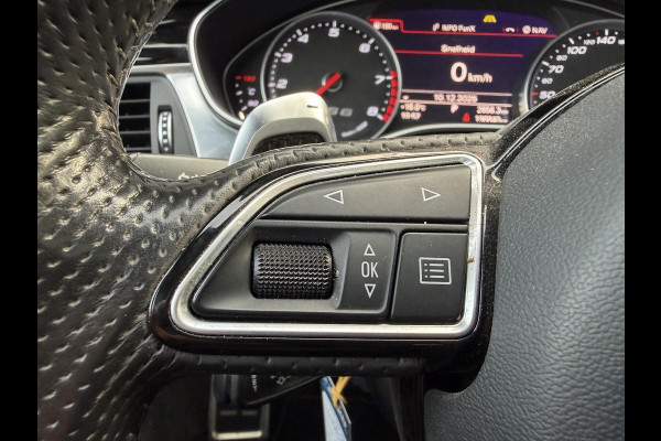 Audi A6 Avant 4.0 TFSI RS6 Quattro Performance | Keramische Remmen | Panoramadak | Head-Up | Carbon | DAB | Privacy Glass |