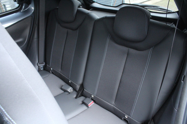 Toyota Aygo X 1.0 VVT-i 73pk Premium AUTOMAAT NL-Auto NAP Clima Cruise Navi Camera Carplay 18"LMV Keyless JBL Stoelverwarming