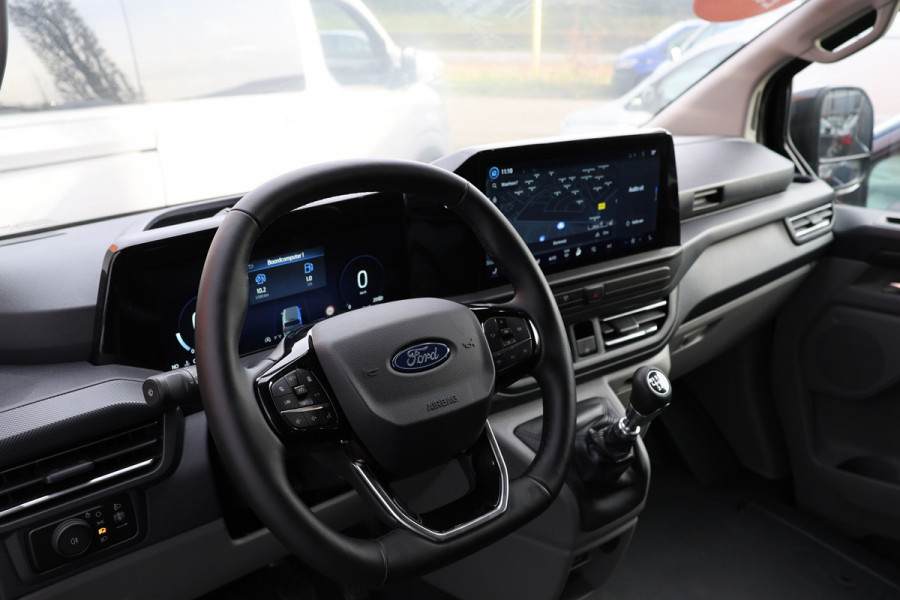 Ford Transit Custom 320 2.0 TDCI 150 PK L2H1 Limited DC | Dubbel Cabine | ACC | Blind Spot | Navigatie | Camera | CarPlay | Lane Assist | Stoelverwa | Trekhaak | Verlengde fabrieksgarantie tot 12-2029