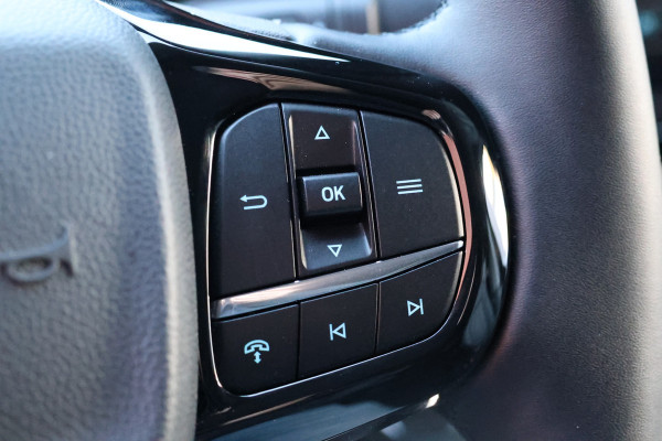 Ford Transit Custom 320 2.0 TDCI 150 PK L2H1 Limited DC | Dubbel Cabine | ACC | Blind Spot | Navigatie | Camera | CarPlay | Lane Assist | Stoelverwa | Trekhaak | Verlengde fabrieksgarantie tot 12-2029