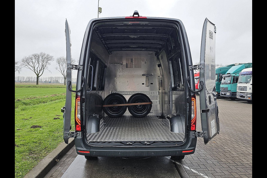 Mercedes-Benz Sprinter 316 L2H2 LED Adap-Cruise Mbux10 Memory- stoel Camera PDC Euro6 163 PK!