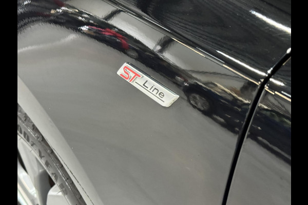 Ford FOCUS Wagon 1.0 EcoBoost Mild-Hybrid ST Line Garantie Carplay StuurVW StoelVW Cruise Clima Navi Lane Led Dab Rijklaar