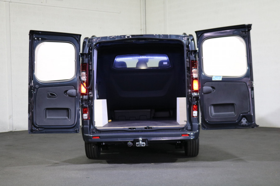 Renault Trafic 2.0 Blue dCi 170pk L2 H1 DC Automaat Black Edition