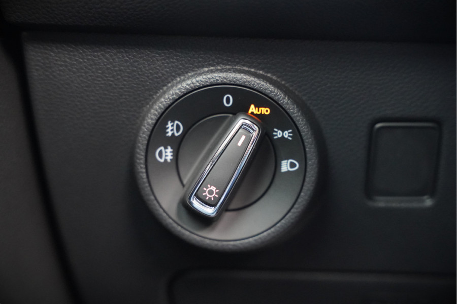 Seat Ateca 2.0 EcoTSI FR 4DRIVE | Panoramadak | Stoelverwarming | Keyless | 360 Camera | Standkachel | Navigatie | Apple Carplay | Trekhaak | Elektrische Stoel | Adaptive Cruise Control | Seat Sound | Adaptief Onderstel | D