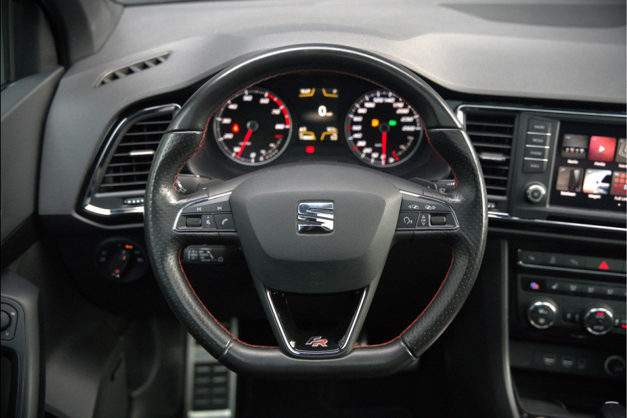 Seat Ateca 2.0 EcoTSI FR 4DRIVE | Panoramadak | Stoelverwarming | Keyless | 360 Camera | Standkachel | Navigatie | Apple Carplay | Trekhaak | Elektrische Stoel | Adaptive Cruise Control | Seat Sound | Adaptief Onderstel | D