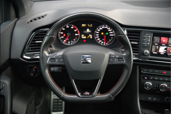 Seat Ateca 2.0 EcoTSI FR 4DRIVE | Panoramadak | Stoelverwarming | Keyless | 360 Camera | Standkachel | Navigatie | Apple Carplay | Trekhaak | Elektrische Stoel | Adaptive Cruise Control | Seat Sound | Adaptief Onderstel | D