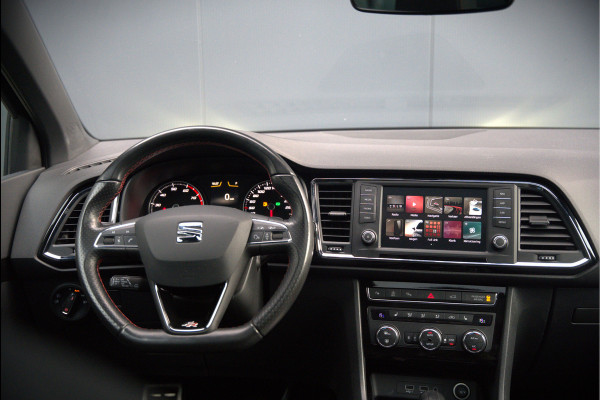 Seat Ateca 2.0 EcoTSI FR 4DRIVE | Panoramadak | Stoelverwarming | Keyless | 360 Camera | Standkachel | Navigatie | Apple Carplay | Trekhaak | Elektrische Stoel | Adaptive Cruise Control | Seat Sound | Adaptief Onderstel | D