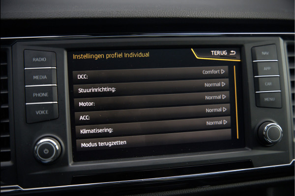 Seat Ateca 2.0 EcoTSI FR 4DRIVE | Panoramadak | Stoelverwarming | Keyless | 360 Camera | Standkachel | Navigatie | Apple Carplay | Trekhaak | Elektrische Stoel | Adaptive Cruise Control | Seat Sound | Adaptief Onderstel | D