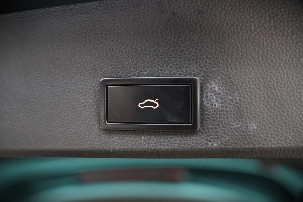 Seat Ateca 2.0 EcoTSI FR 4DRIVE | Panoramadak | Stoelverwarming | Keyless | 360 Camera | Standkachel | Navigatie | Apple Carplay | Trekhaak | Elektrische Stoel | Adaptive Cruise Control | Seat Sound | Adaptief Onderstel | D