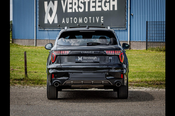 Lynk & Co 01 1.5 Plug-In Hybrid 262pk 360 Camera|Zwarte Hemel|Panoramadak