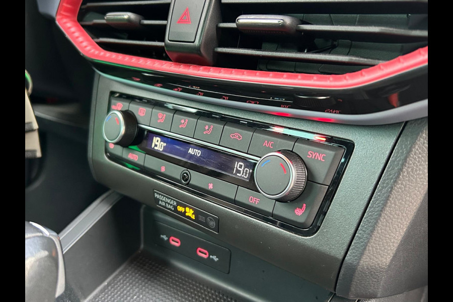 Seat Ibiza 1.0 EcoTSI FR Plus Carplay Stoelverwarming Automaat !!NIEUWBINNEN!!