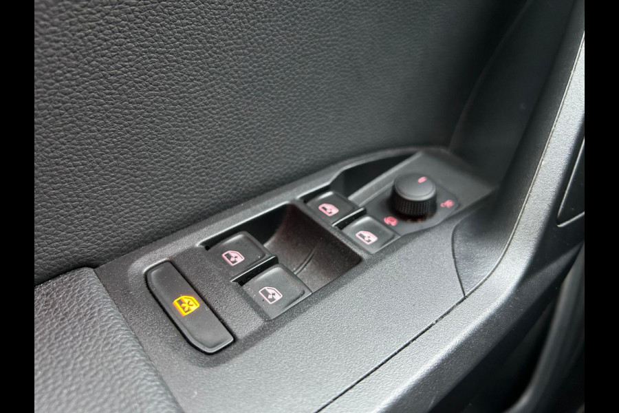 Seat Ibiza 1.0 EcoTSI FR Plus Carplay Stoelverwarming Automaat !!NIEUWBINNEN!!