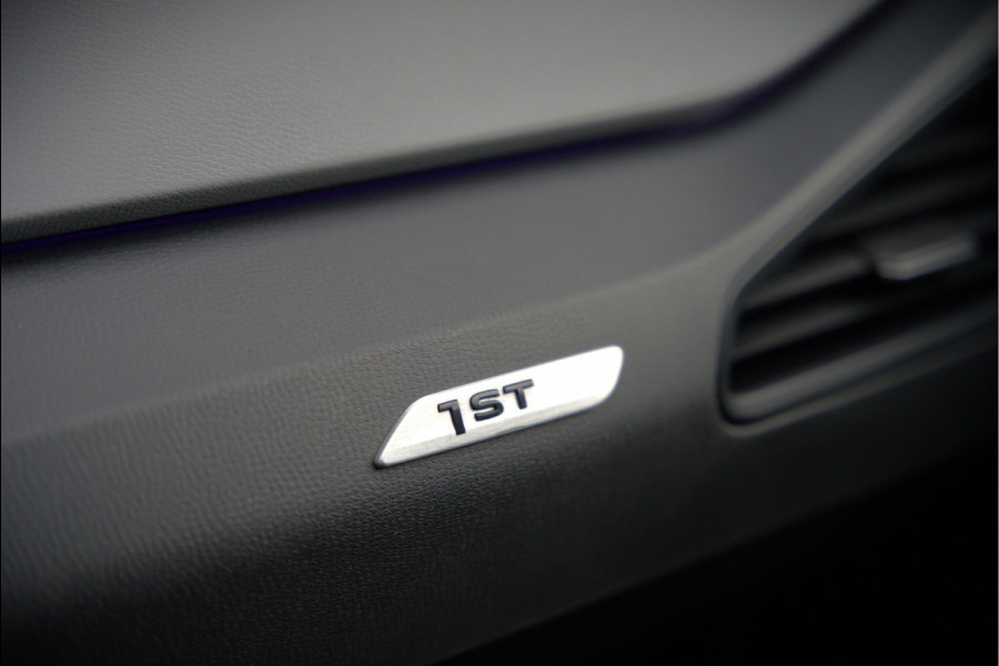 Volkswagen ID.3 First Plus 58 kWh | Stoelverwarming | Stuurverwarming | Camera | Adaptive Cruise Control | Navigatie | Standkachel | Keyless | Parkeersensoren | LED | Apple Carplay | BTW |