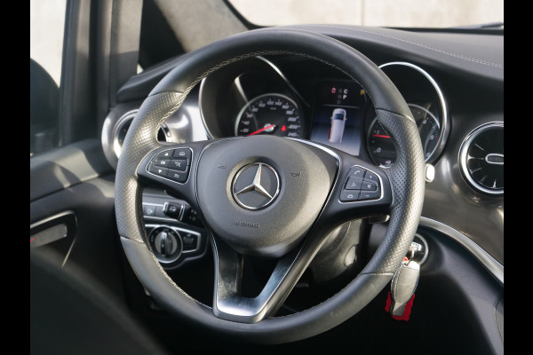Mercedes-Benz V-Klasse V300d | 7persoons | Exclusive | panorama | burmester | gekoelde stoelen | Vol!!