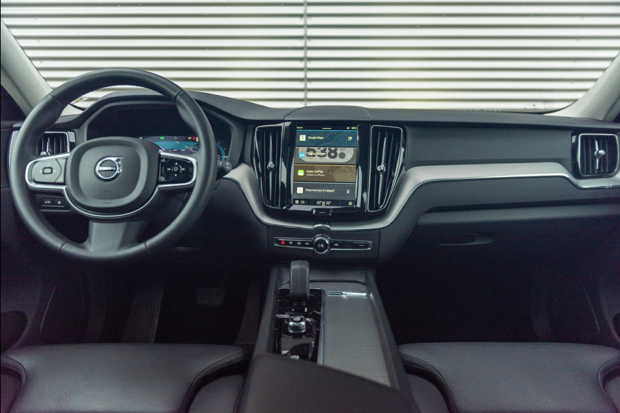 Volvo XC60 T6 Aut. LongRange Plus Dark Leder Parkeercamera 350pk