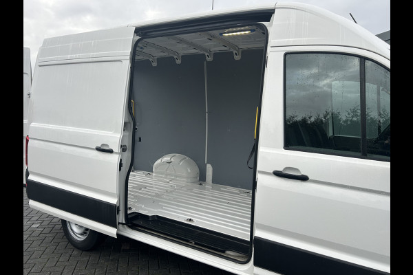 Volkswagen Crafter 2.0 TDI 141 PK DSG AUTOMAAT HIGHLINE+ / LED KOPLAMPEN / L3H3 / 3.000 KG AHG / 270 A DEUREN / AIRCO / CRUISE / BLUETOOTH / 3-ZITS