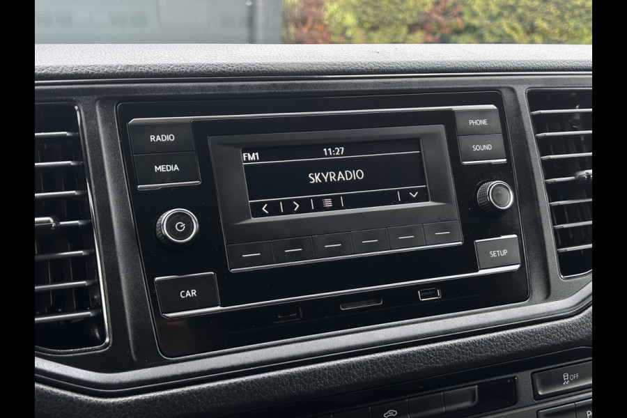 Volkswagen Crafter 2.0 TDI 141 PK DSG AUTOMAAT HIGHLINE+ / LED KOPLAMPEN / L3H3 / 3.000 KG AHG / 270 A DEUREN / AIRCO / CRUISE / BLUETOOTH / 3-ZITS