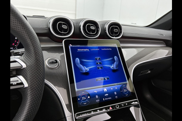 Mercedes-Benz C-Klasse Estate 300 e AMG Plug-In Hybride AMG Line | Trekhaak | Panorama Schuif-Kanteldak | Digital Licht | Rijassistentiepakket Plus incl. PRE-SAFE Inclusief 24 maanden MB Certified garantie voor Europa.