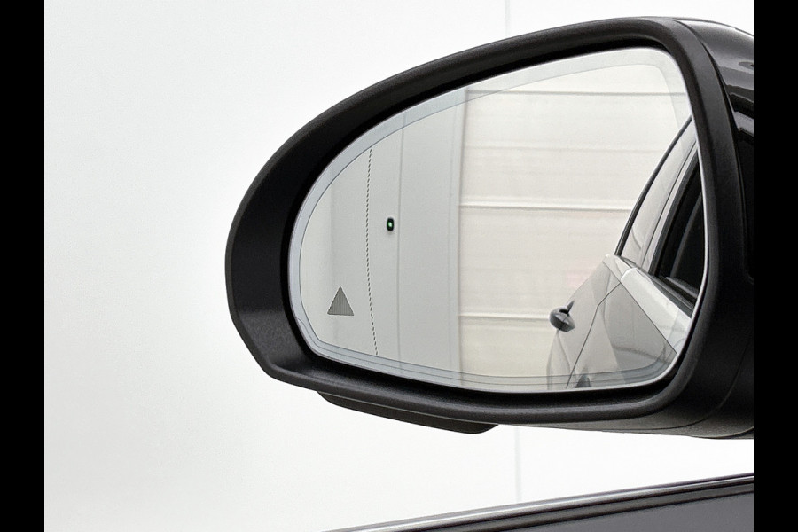 Mercedes-Benz C-Klasse Estate 300 e AMG Plug-In Hybride AMG Line | Trekhaak | Panorama Schuif-Kanteldak | Digital Licht | Rijassistentiepakket Plus incl. PRE-SAFE Inclusief 24 maanden MB Certified garantie voor Europa.