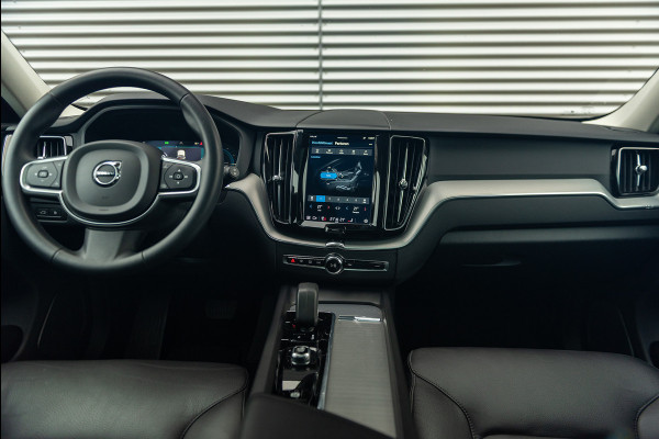 Volvo XC60 T6 Aut. LongRange Ultimate Bright ACC Stoelverwarming Leder Trekhaak 350pk