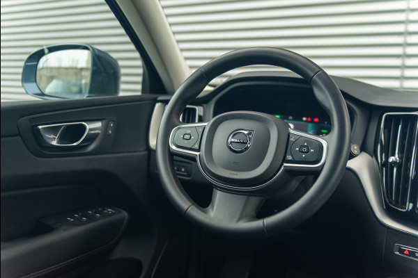 Volvo XC60 T6 Aut. LongRange Ultimate Bright ACC Stoelverwarming Leder Trekhaak 350pk