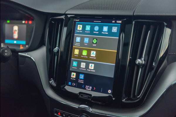 Volvo XC60 T6 Aut. LongRange Ultimate Bright ACC Leder Parkeercamera 350pk