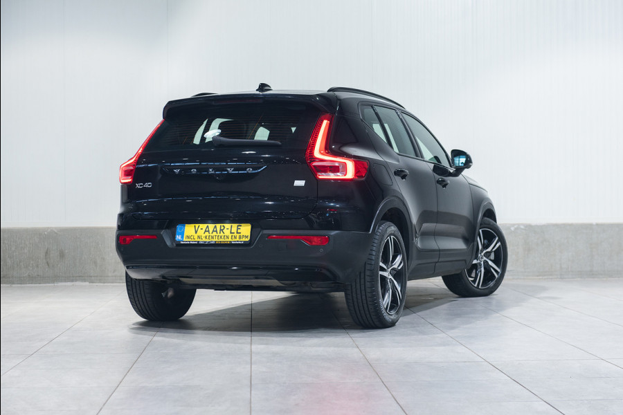Volvo XC40 T5 Plug-in Hybrid R-Design Leder Navigatie Parkeercamera Panoramadak 262pk