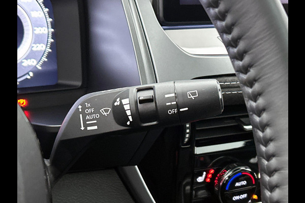 Nissan QASHQAI 1.3 MHEV 158PK Xtronic Tekna Plus PANO | 360-CAMERA | LEER-ALACANTARA | HUD