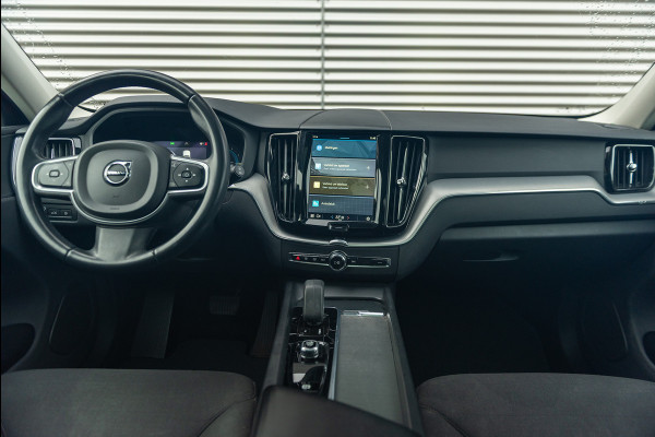 Volvo XC60 T6 Aut. Long Range Inscription Trekhaak Parkeercamera 350pk