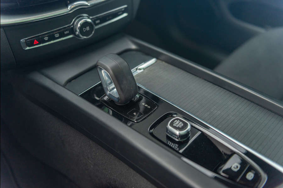 Volvo XC60 T6 Aut. Long Range Inscription Trekhaak Parkeercamera 350pk