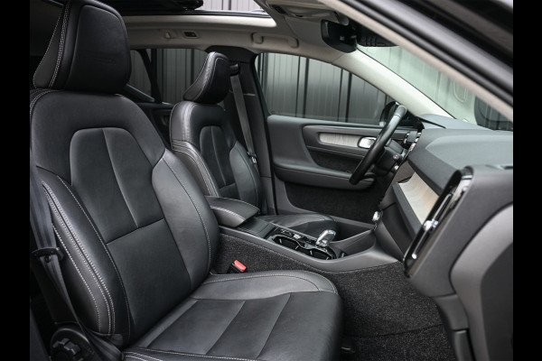 Volvo XC40 2.0 D3 Inscription · Stoel en stuurverwarming · Harman/Kardon · Trekhaak · Keyless · Camera · Panoramadak · Leder · Led · Adapti