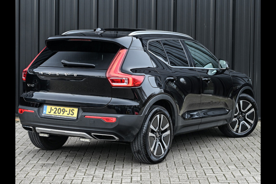 Volvo XC40 2.0 D3 Inscription · Stoel en stuurverwarming · Harman/Kardon · Trekhaak · Keyless · Camera · Panoramadak · Leder · Led · Adapti