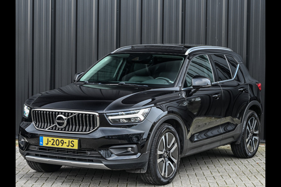 Volvo XC40 2.0 D3 Inscription · Stoel en stuurverwarming · Harman/Kardon · Trekhaak · Keyless · Camera · Panoramadak · Leder · Led · Adapti