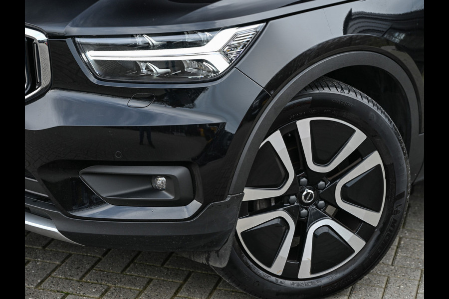 Volvo XC40 2.0 D3 Inscription · Stoel en stuurverwarming · Harman/Kardon · Trekhaak · Keyless · Camera · Panoramadak · Leder · Led · Adapti