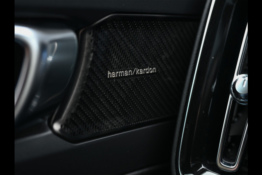 Volvo XC40 2.0 D3 Inscription · Stoel en stuurverwarming · Harman/Kardon · Trekhaak · Keyless · Camera · Panoramadak · Leder · Led · Adapti