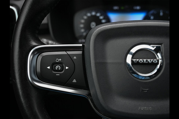 Volvo XC40 2.0 D3 Inscription · Stoel en stuurverwarming · Harman/Kardon · Trekhaak · Keyless · Camera · Panoramadak · Leder · Led · Adapti