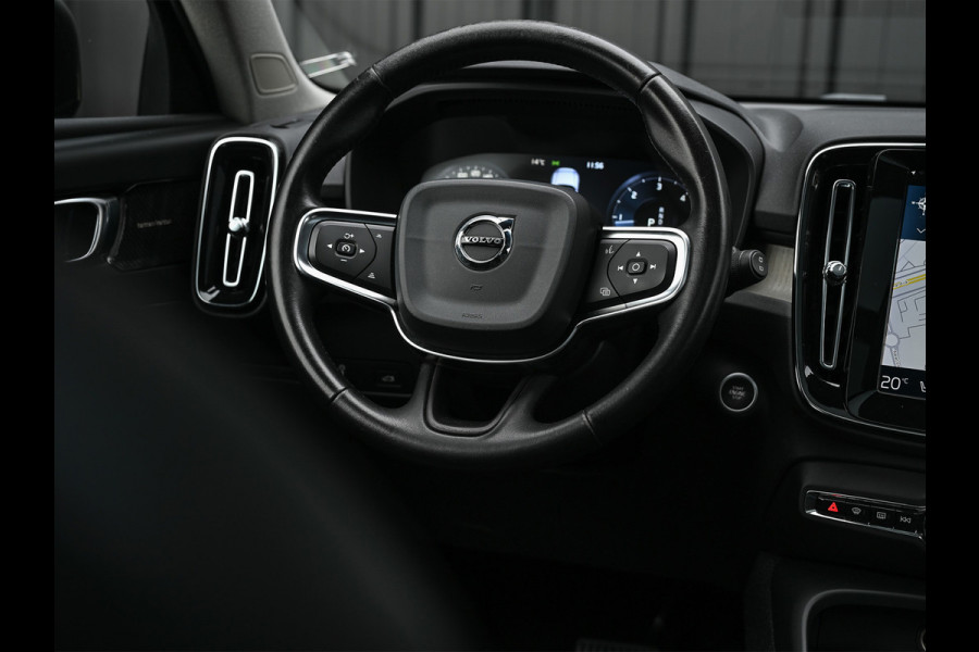 Volvo XC40 2.0 D3 Inscription · Stoel en stuurverwarming · Harman/Kardon · Trekhaak · Keyless · Camera · Panoramadak · Leder · Led · Adapti