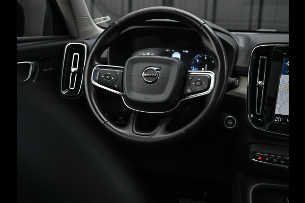 Volvo XC40 2.0 D3 Inscription · Stoel en stuurverwarming · Harman/Kardon · Trekhaak · Keyless · Camera · Panoramadak · Leder · Led · Adapti