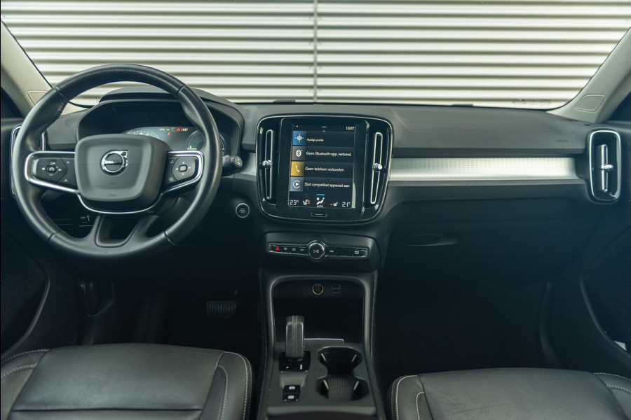 Volvo XC40 T5 Aut. Plug-in Hybrid Inscription Leder Parkeercamera Stoelverwarming 262pk