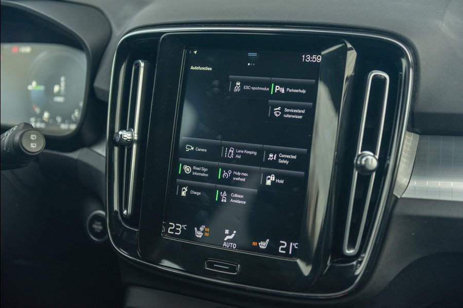 Volvo XC40 T5 Aut. Plug-in Hybrid Inscription Leder Parkeercamera Stoelverwarming 262pk