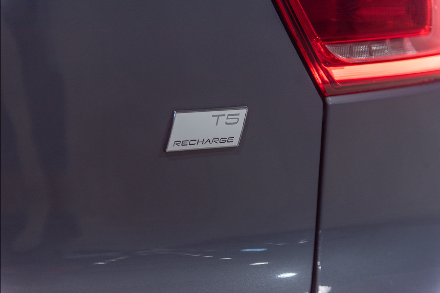 Volvo XC40 T5 Aut. Plug-in Hybrid Inscription Leder Parkeercamera Stoelverwarming 262pk