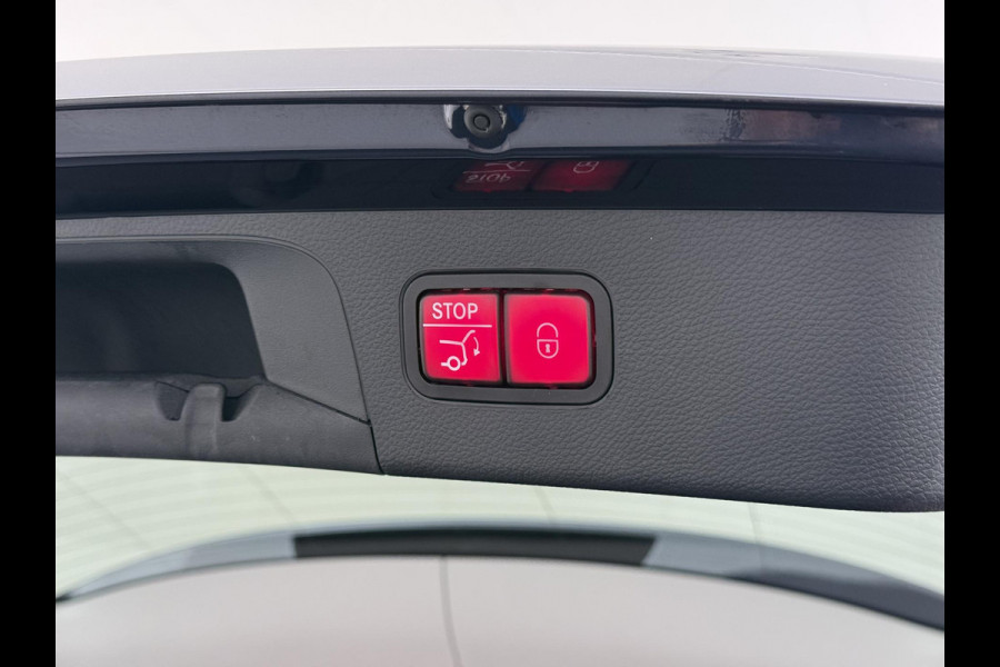 Mercedes-Benz GLC 300e 4MATIC Premium Plus | PHEV PLUG-IN HYBRIDE | MEGA VETTE AUTO | PANORAMA DAK | 20INCH | CAMERA | ELEKTRISCHE KLEP | KEYLESS ENTRY + START | DODEHOEK | RIJKLAAR + 12 MND BOVAG GARANTIE!