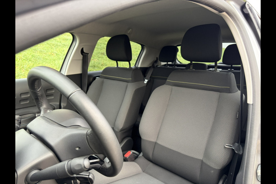 Citroën C3 1.2 PureTech Max OUTLET | SUPERDEAL | OPRUIMING Parkeer Camera | Apple Carplay | Keyless Entry | 16'' LMV |