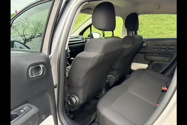 Citroën C3 1.2 PureTech Max OUTLET | SUPERDEAL | OPRUIMING Parkeer Camera | Apple Carplay | Keyless Entry | 16'' LMV |