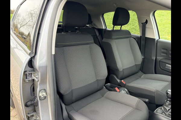 Citroën C3 1.2 PureTech Max OUTLET | SUPERDEAL | OPRUIMING Parkeer Camera | Apple Carplay | Keyless Entry | 16'' LMV |