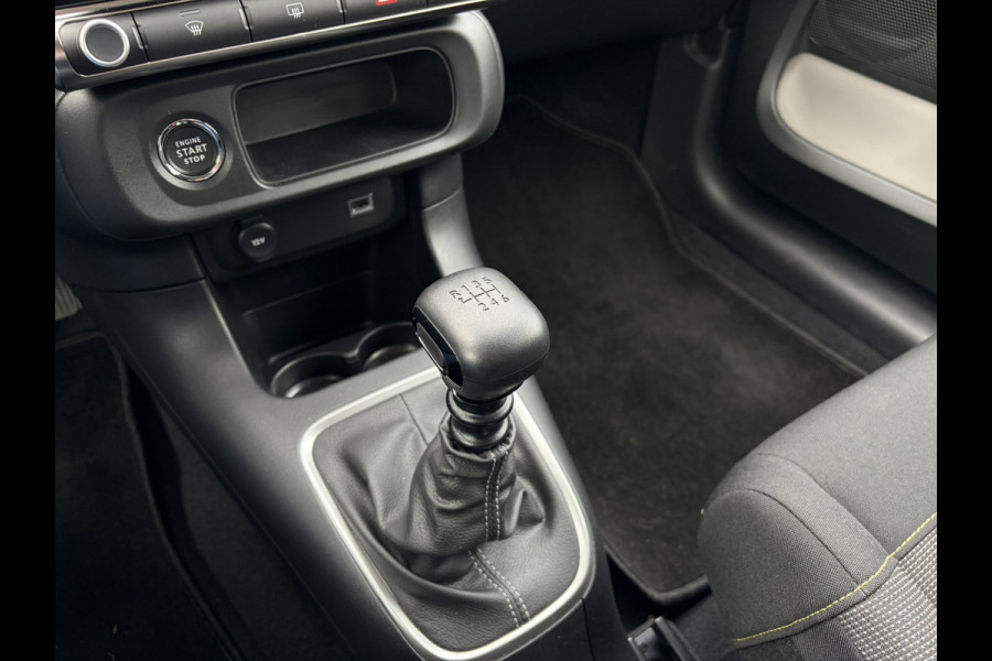 Citroën C3 1.2 PureTech Max OUTLET | SUPERDEAL | OPRUIMING Parkeer Camera | Apple Carplay | Keyless Entry | 16'' LMV |