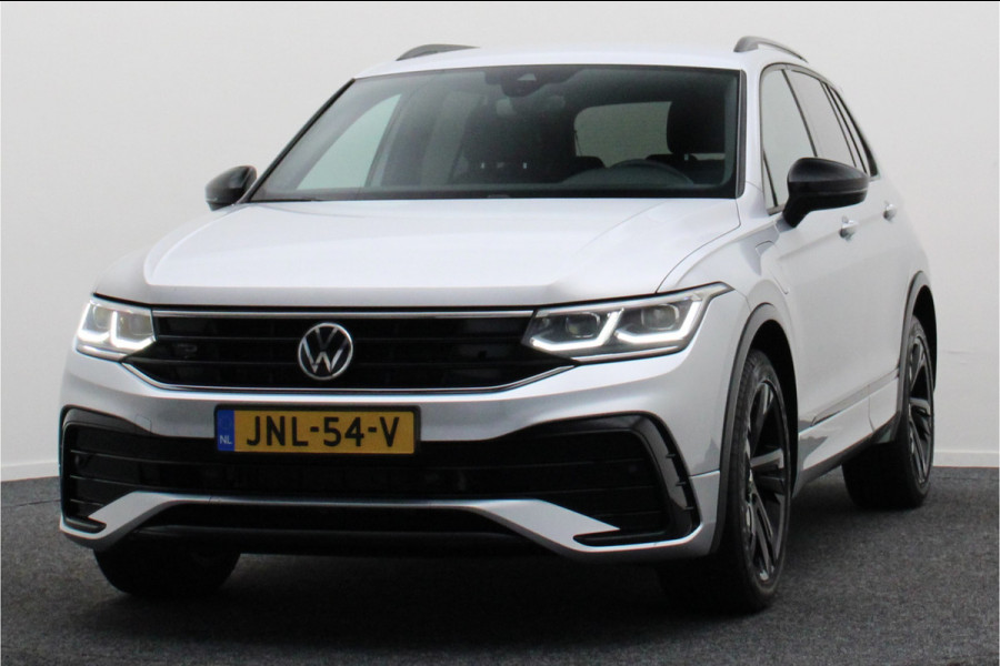 Volkswagen Tiguan 1.4 TSI eHybrid R-Line Business+ IQ-Light, Virtual Cockpit, ACC, Winterpakket, Apple Carplay, PDC, 20''